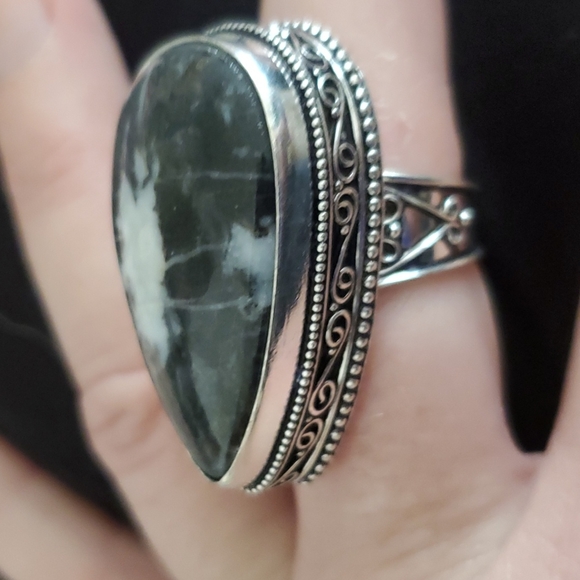 New Oversized Zebra Jasper 925 Silver Ring. - Picture 11 of 15